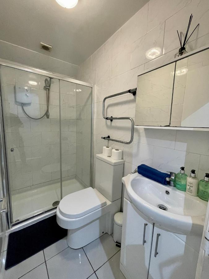 One Bedroom Apartment In City Centre Cardiff Exterior photo